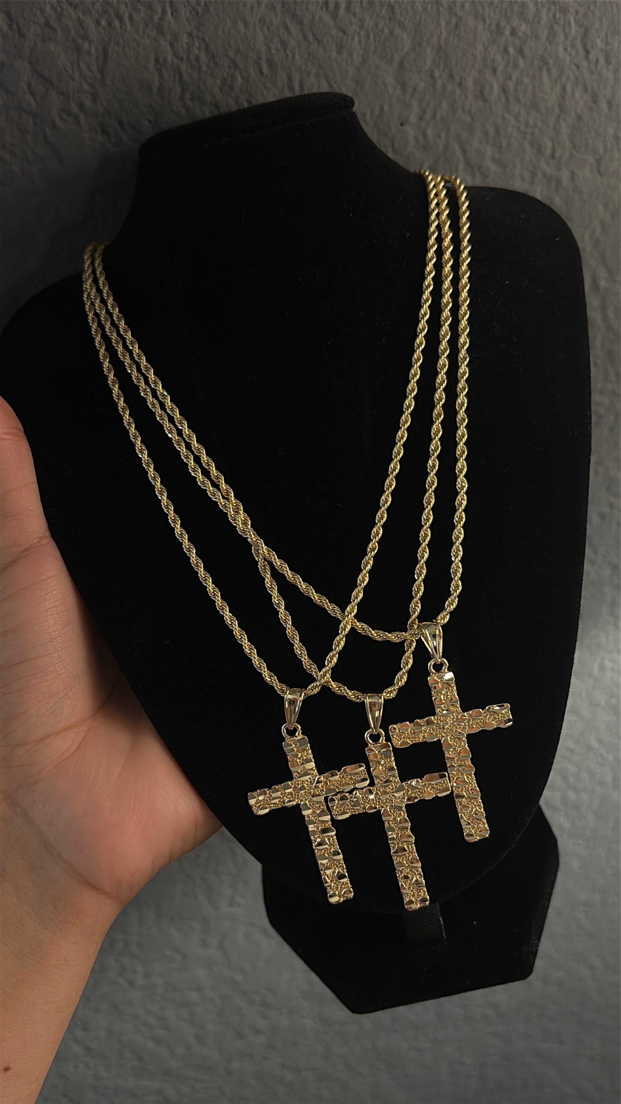 CROSS NUGGET NECKLACE