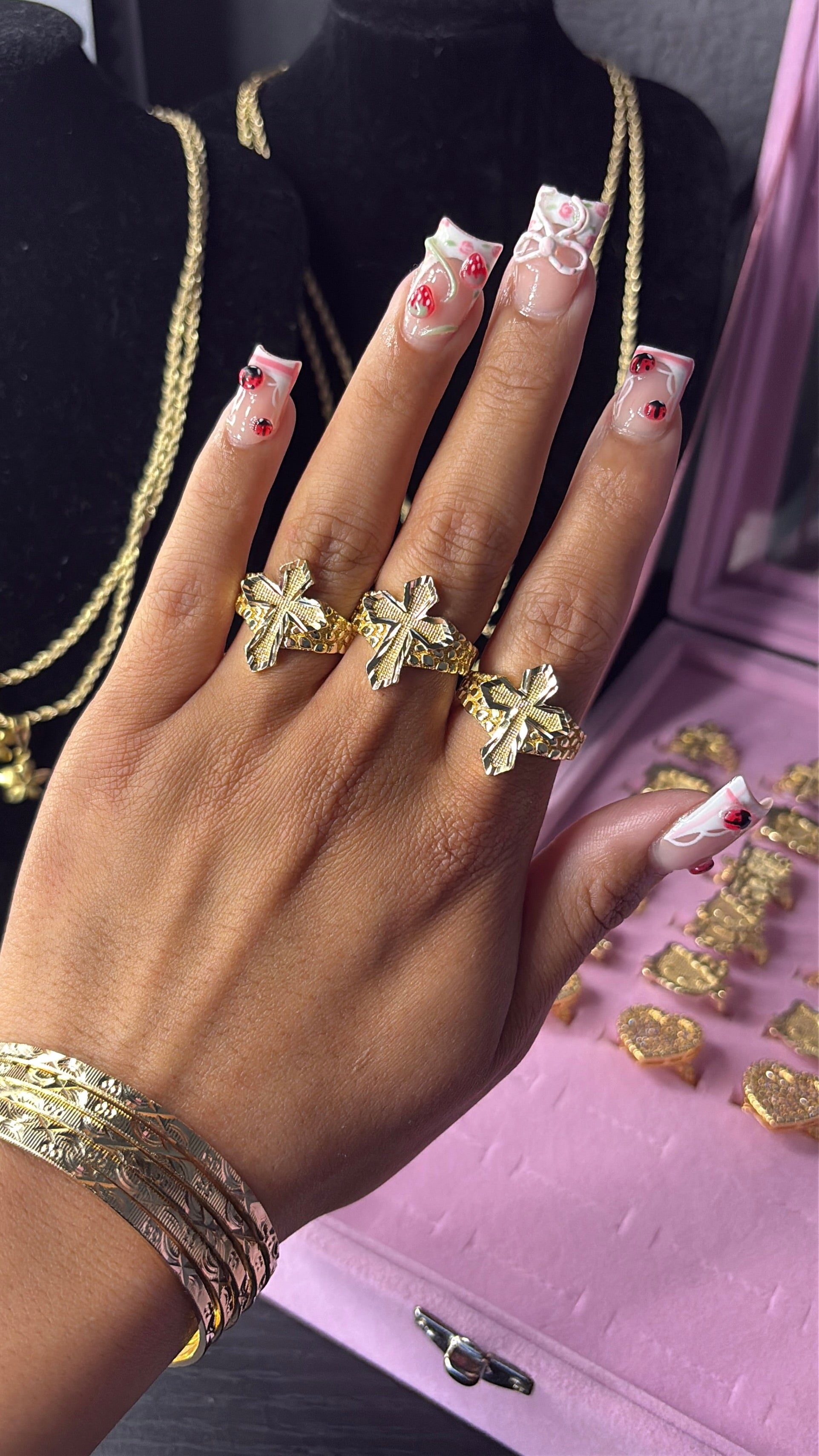 CROSS RING