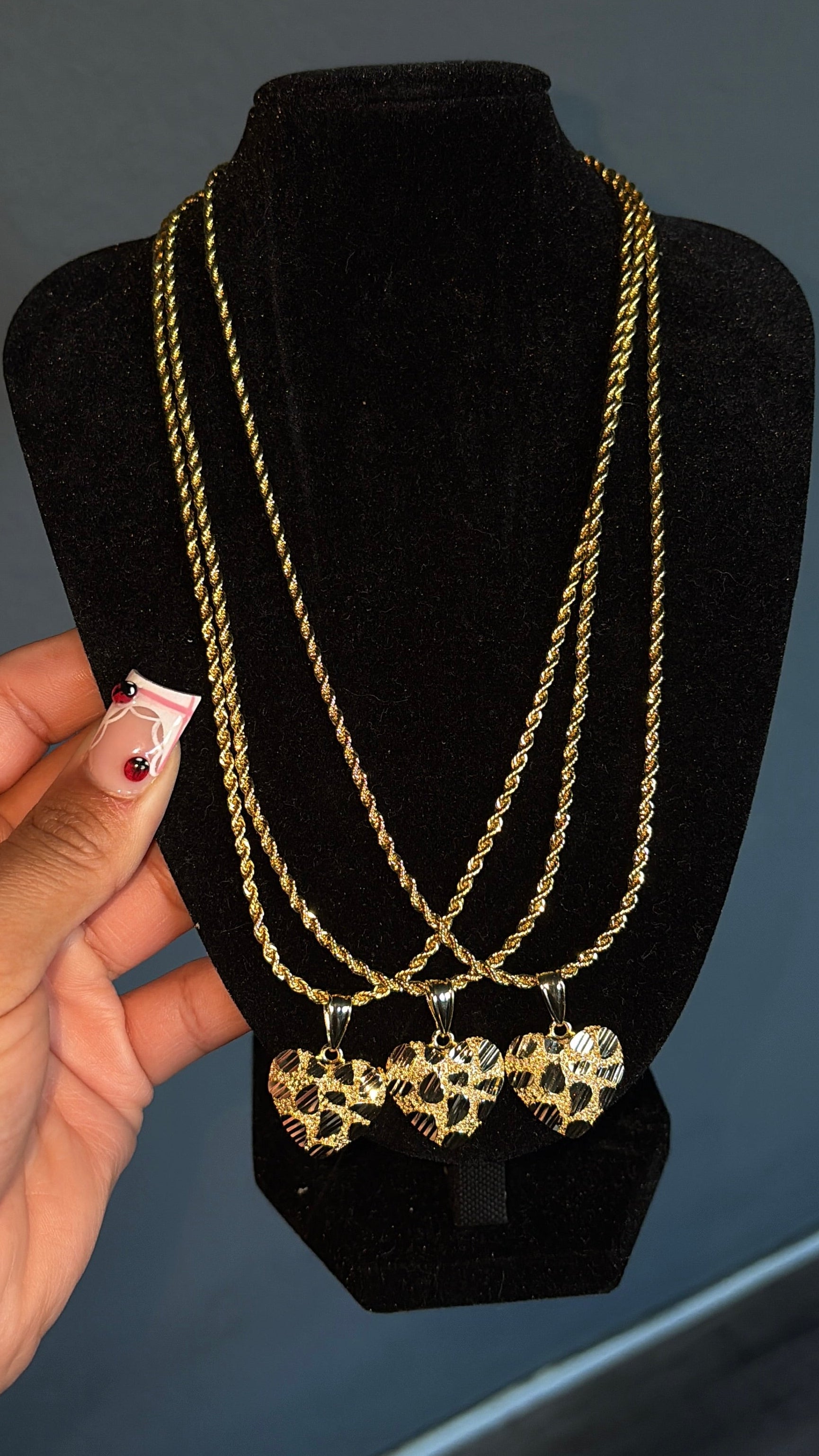 HEART NUGGET PENDANT W ROPE CHAIN