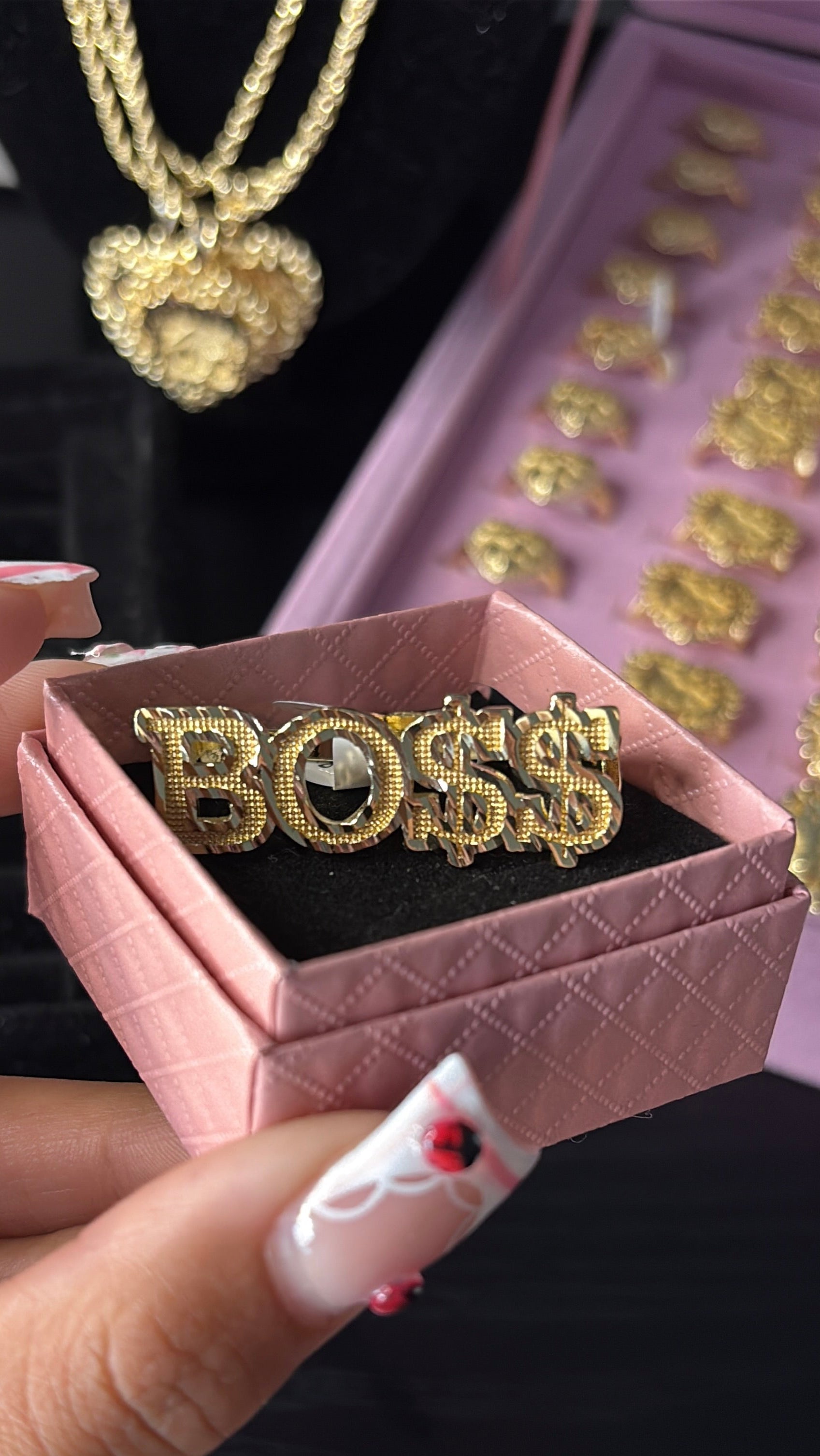 BOSS TWO FINGER RING